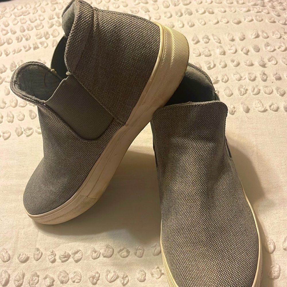 SODA slip on booties!